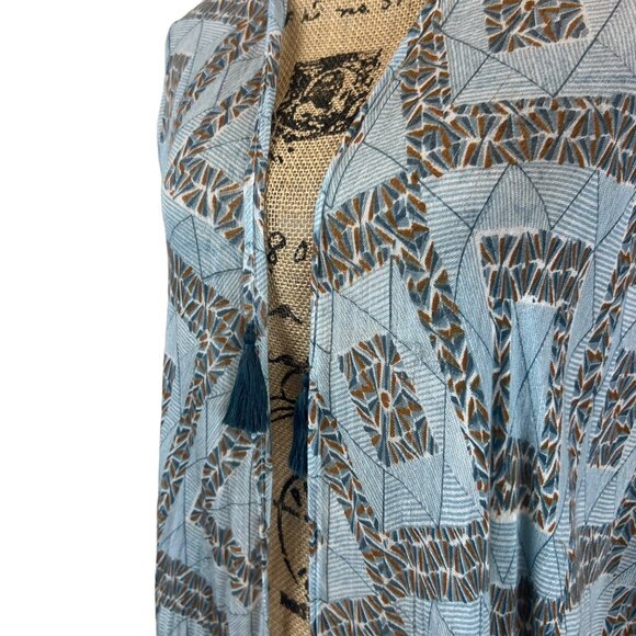Vivante Blue & White Lightweight Gauze Boho Tasseled‎ Swim Cover Kimono - Picture 5 of 10
